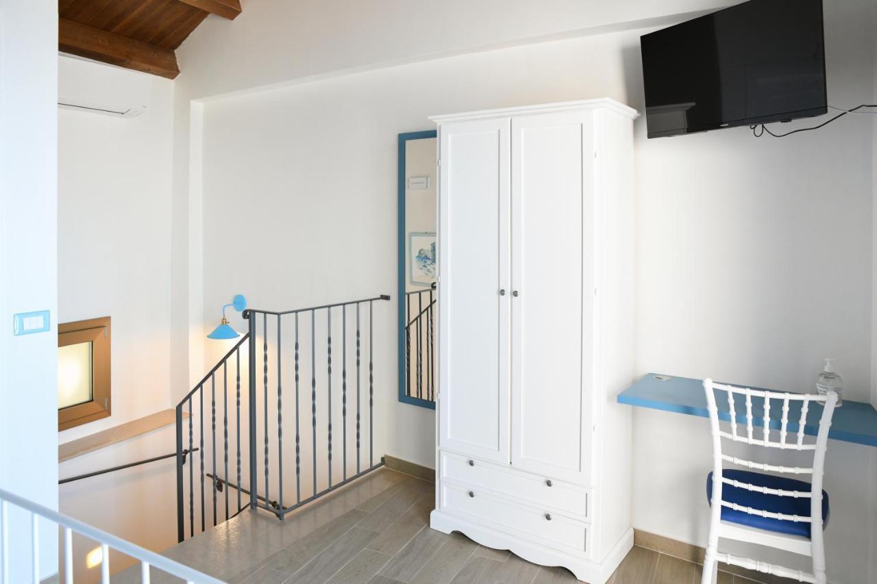 Signora Tita B&B Chianalea - Scilla Eksteriør billede